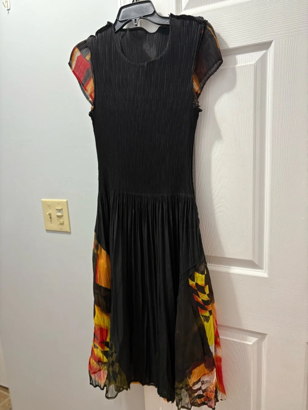 Unbranded Isse Miyake Style Black Pleated Cap-Sleeve Dress Abstract Print Dress - Picture 15 of 16